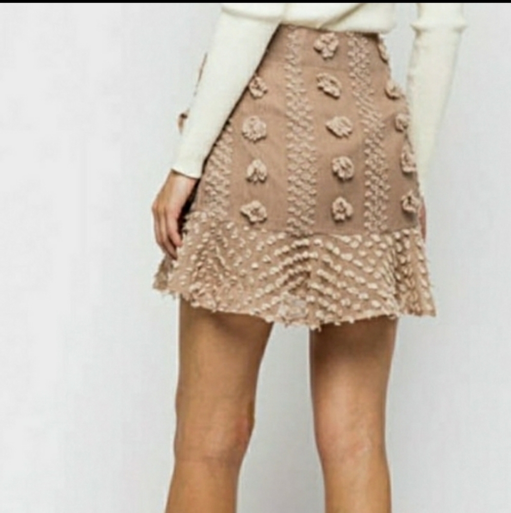 Coffee Colored Textured Detailed Mini Skirt - Picture 3 of 5